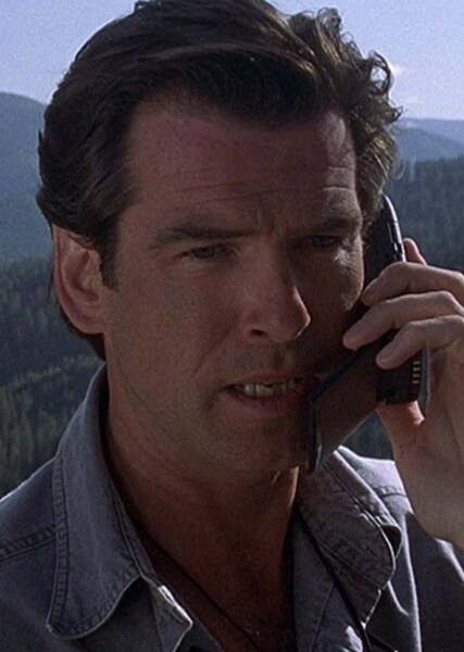 Pierce Brosnan photo