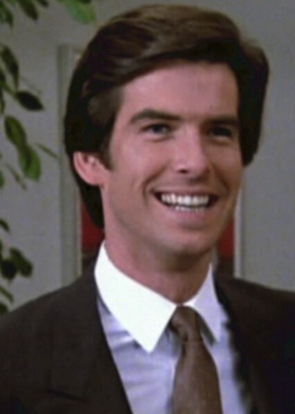 Pierce Brosnan photo