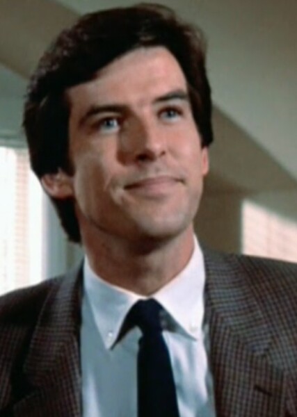 Pierce Brosnan photo
