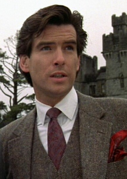 Pierce Brosnan photo