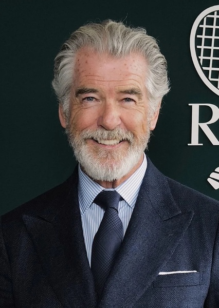 Pierce Brosnan photo