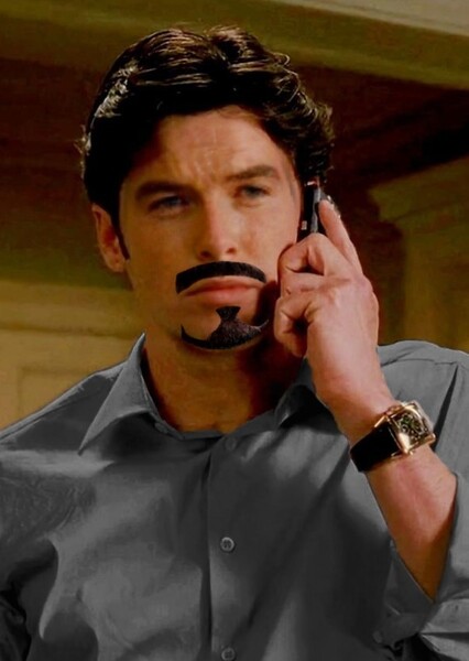 Pierce Brosnan photo