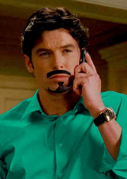 Pierce Brosnan photo