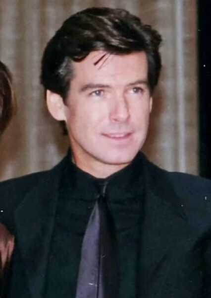 Pierce Brosnan photo
