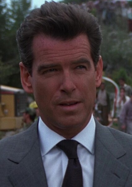 Pierce Brosnan photo