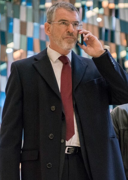 Pierce Brosnan photo