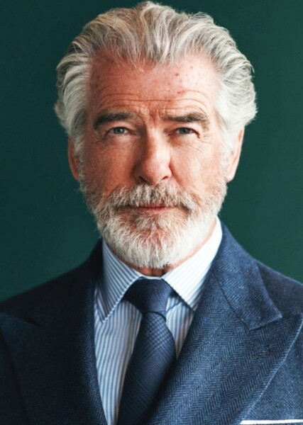 Pierce Brosnan photo