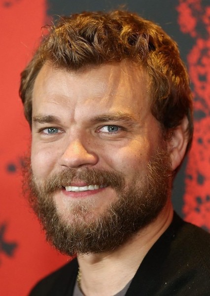 Pilou Asbæk