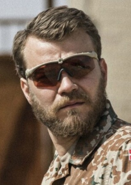 Pilou Asbæk photo