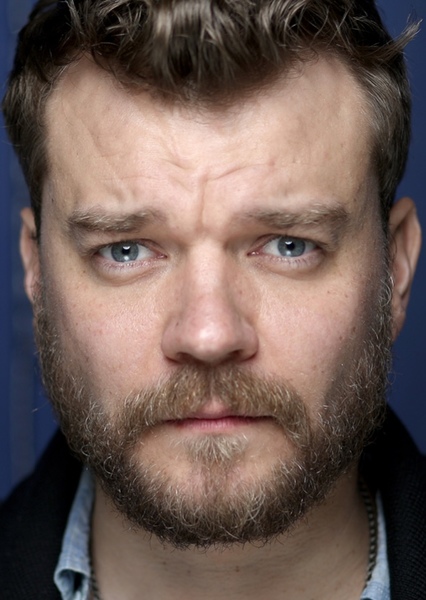 Pilou Asbæk