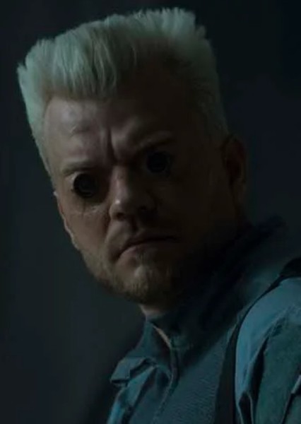 Pilou Asbæk