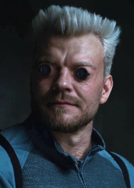 Pilou Asbæk photo