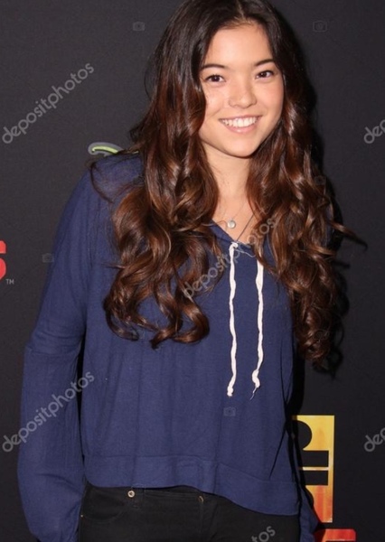 Piper Curda photo