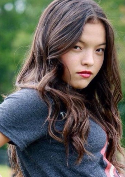 Piper Curda photo