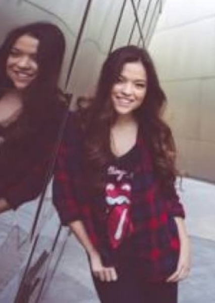 Piper Curda photo