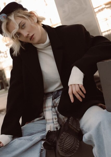 Polina Aug photo