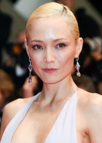 Pom Klementieff photo