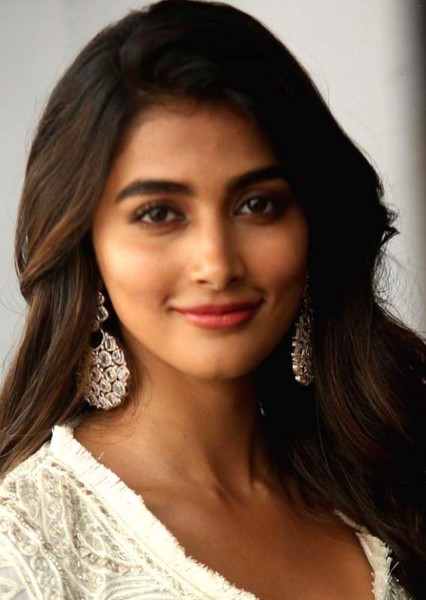 Pooja Hedge photo