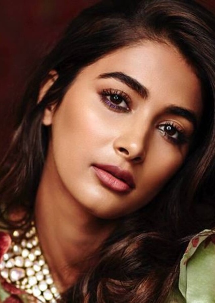 Pooja Hegde photo