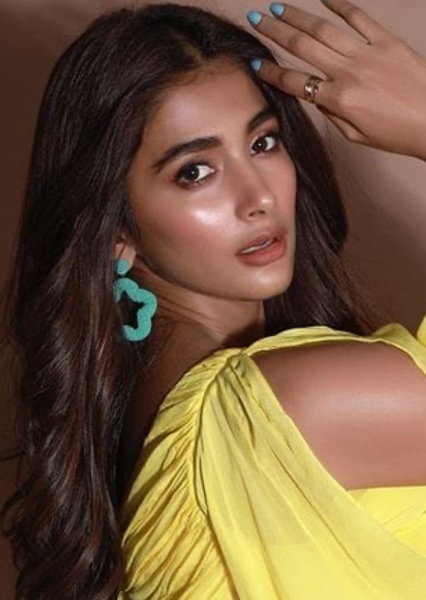Pooja Hegde photo
