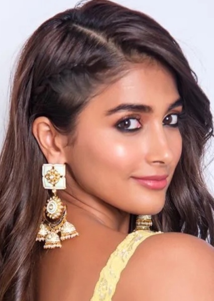Pooja Hegde photo