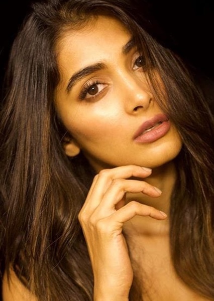 Pooja Hegde photo