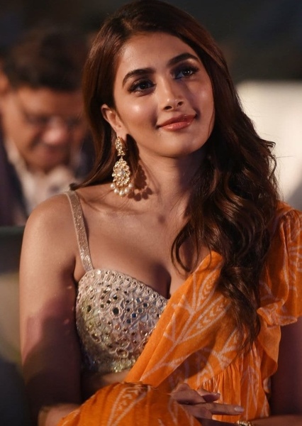 Pooja Hegde photo
