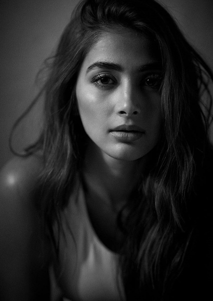 Pooja Hegde photo