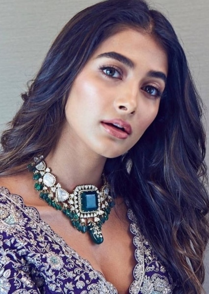 Pooja Hegde photo