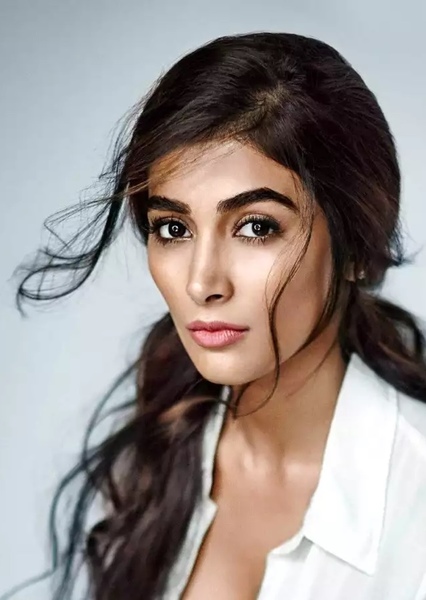 Pooja Hegde photo