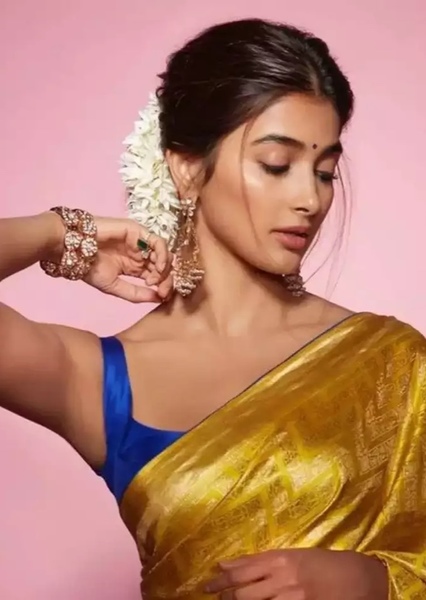 Pooja Hegde photo