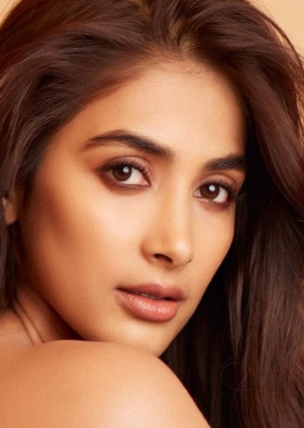 Pooja Hegde photo