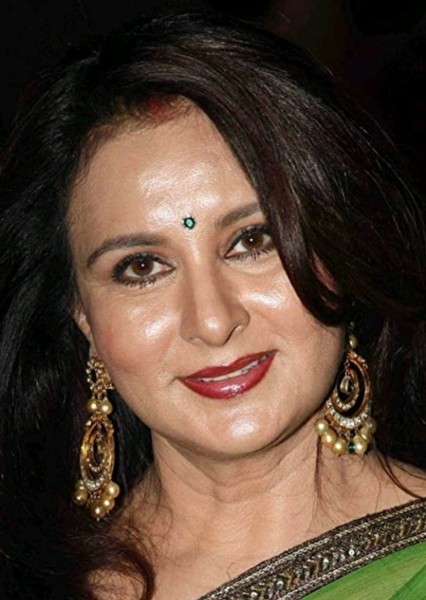Poonam Dhillon photo