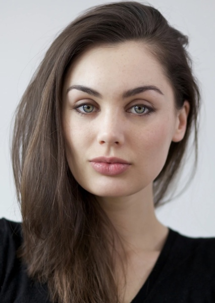 Poppy Corby-Tuech photo