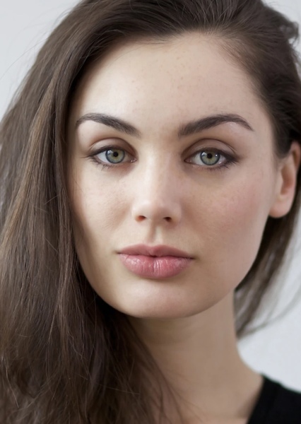 Poppy Corby-Tuech