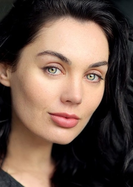 Poppy Corby-Tuech photo