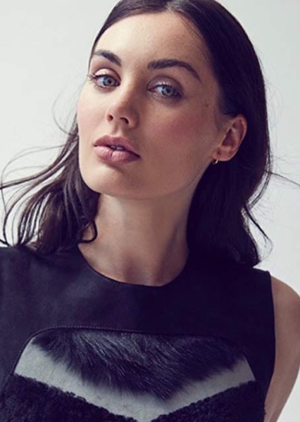 Poppy Corby-Tuech photo