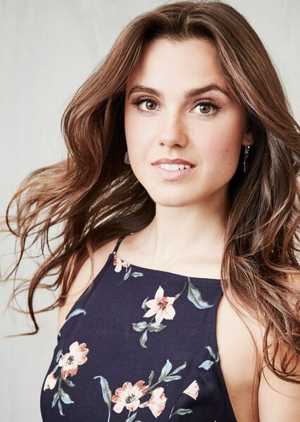 Poppy Drayton photo