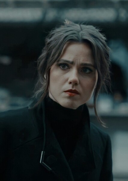 Poppy Drayton photo