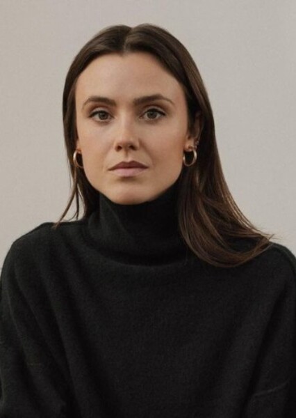 Poppy Drayton photo