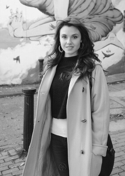 Poppy Drayton photo