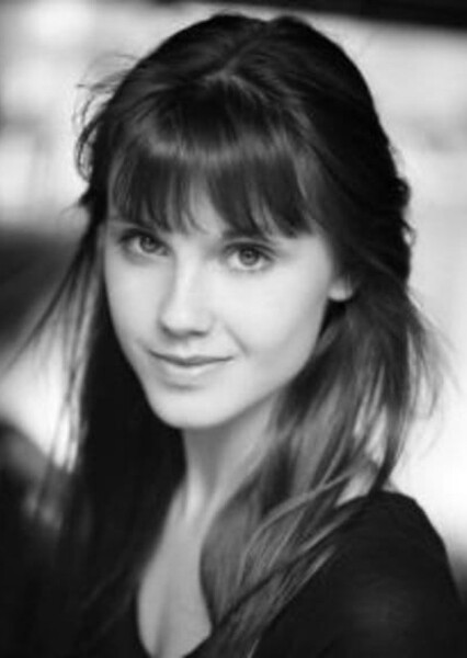 Poppy Drayton photo