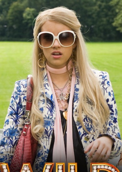 Poppy Moore photo
