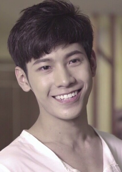 Prachaya Ruangroj photo