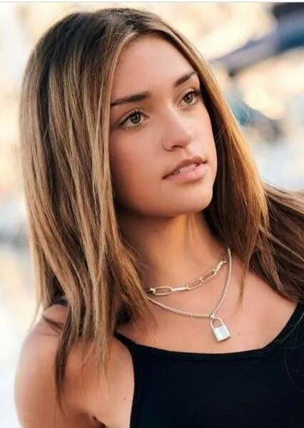 Presley Elise photo