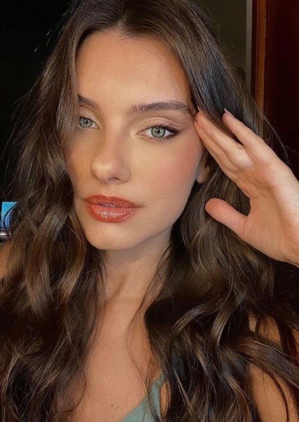 Priscila Buiar photo