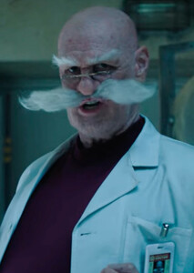 Professor Gerald Robotnik (SCU)
