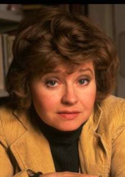 Prunella Scales photo