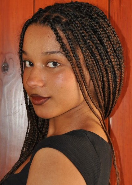 Prunelle Mikanga photo