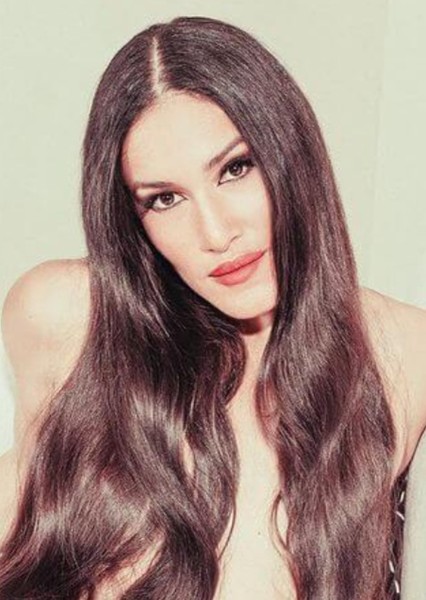 Q'orianka Kilcher photo
